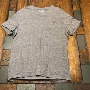 Men’s American eagle tee